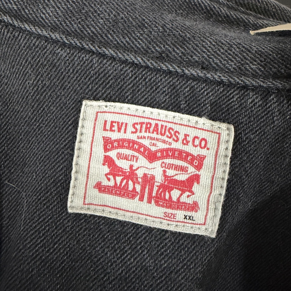 Levi's Faded Black Button Down Shirt Back Patch Graphic Reworked Upcycled - Picture 4 of 7